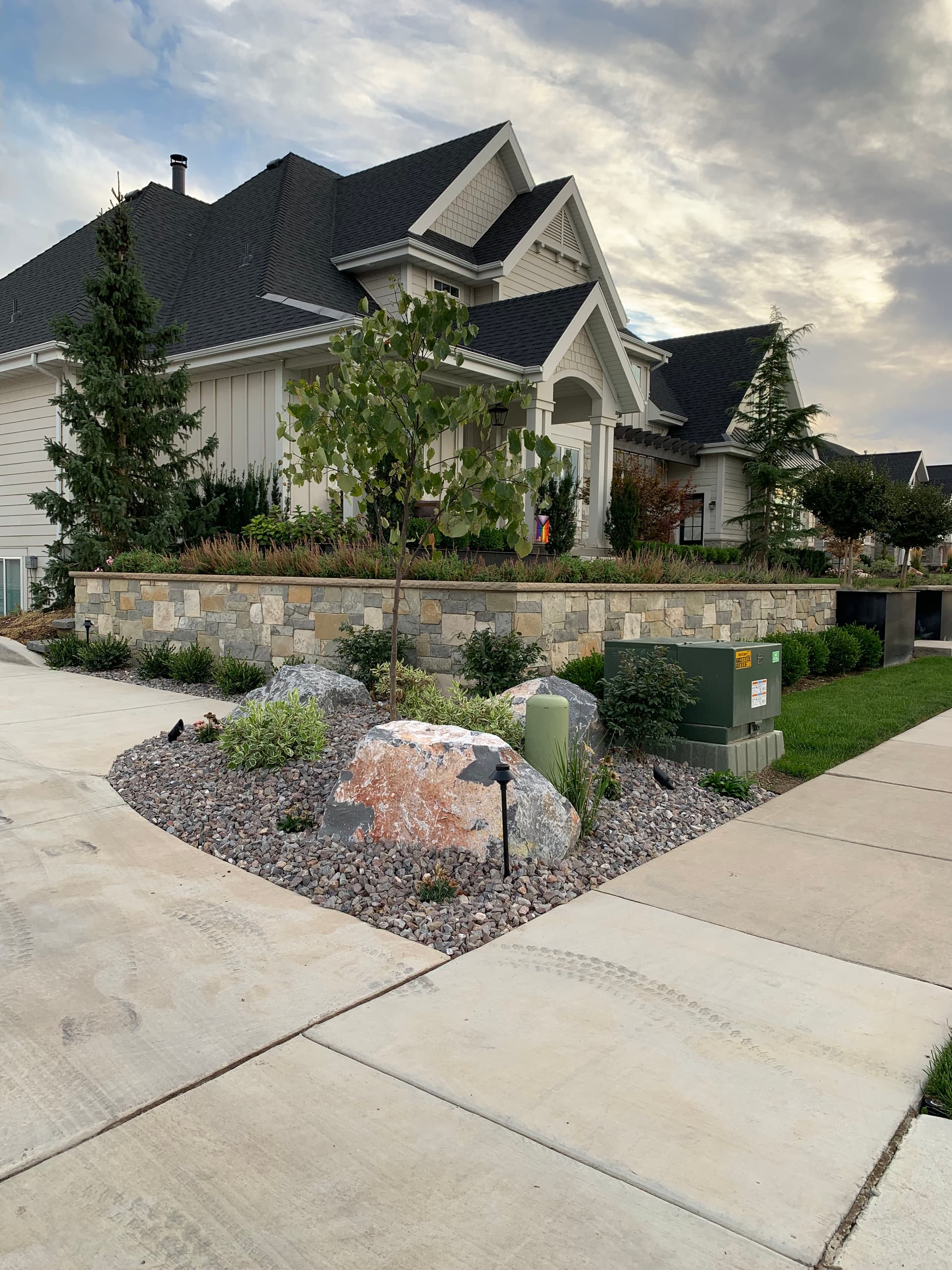 Custom Landscape Design with Rock Water Features in Mapleton